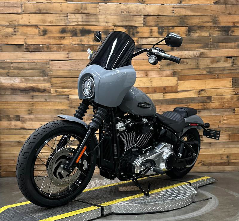 Street Bob®