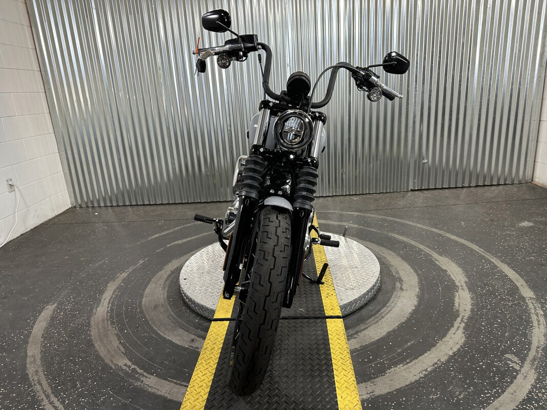 Street Bob®