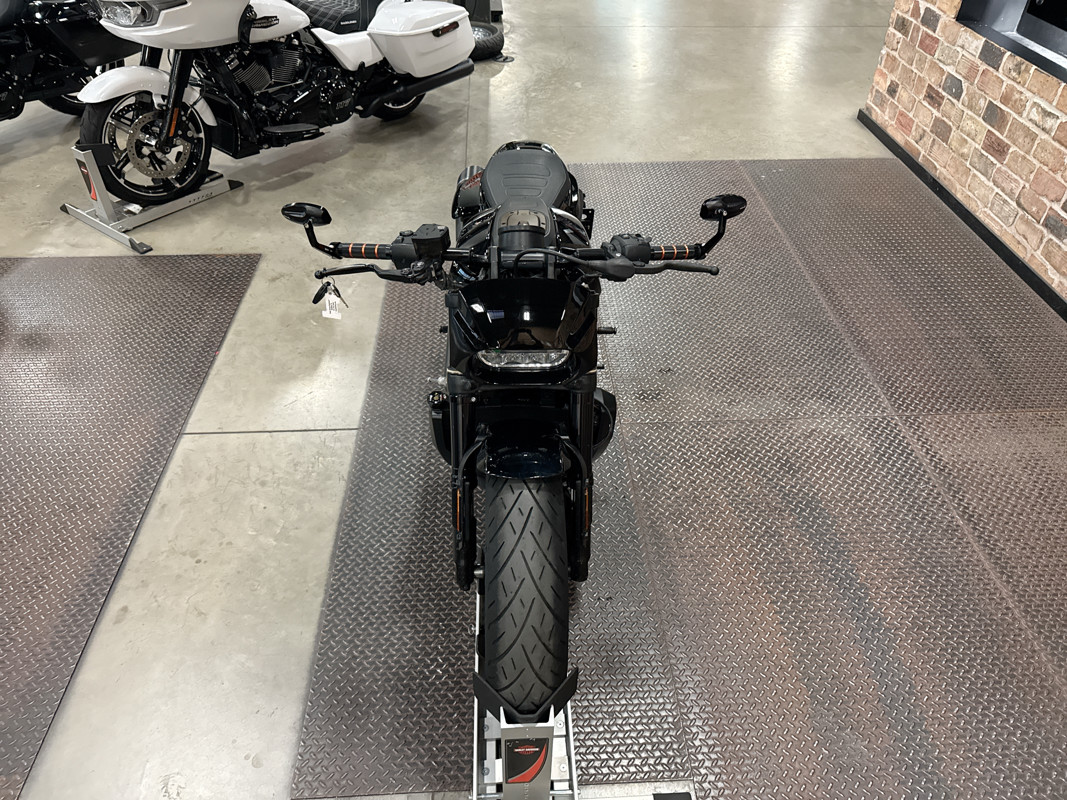 Sportster® S