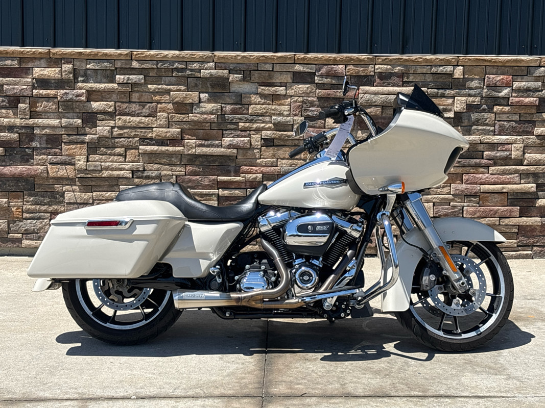 Road Glide®