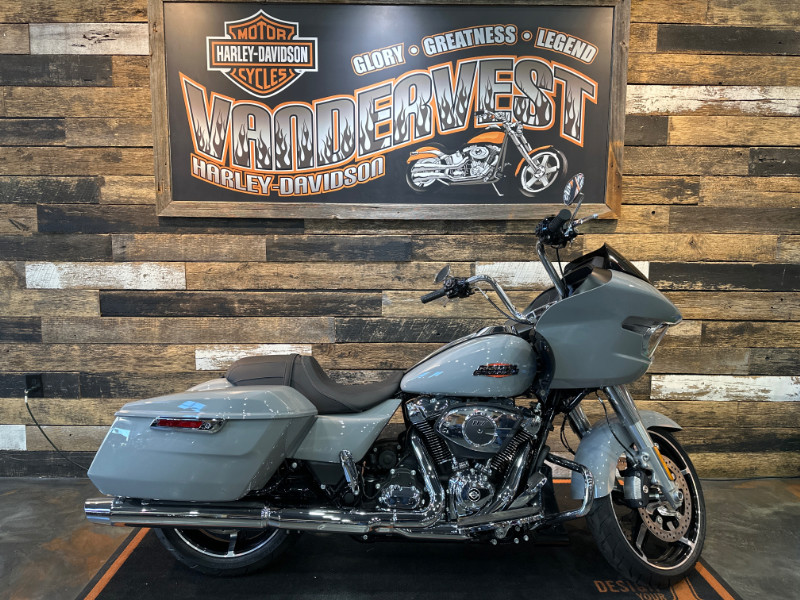 Road Glide®