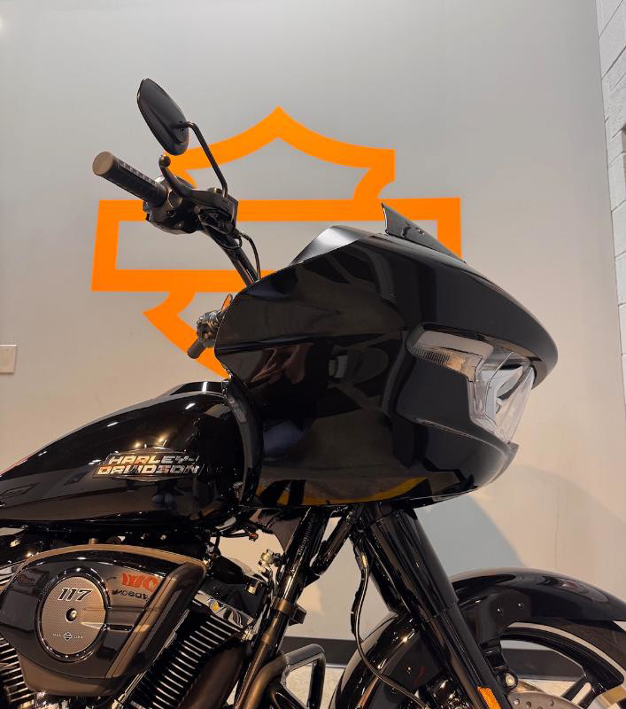 Road Glide®