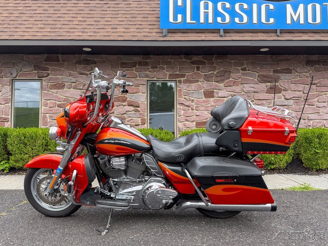 CVO® Ultra Classic® Electra Glide®