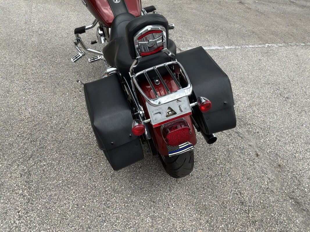 Dyna® Super Glide® Custom