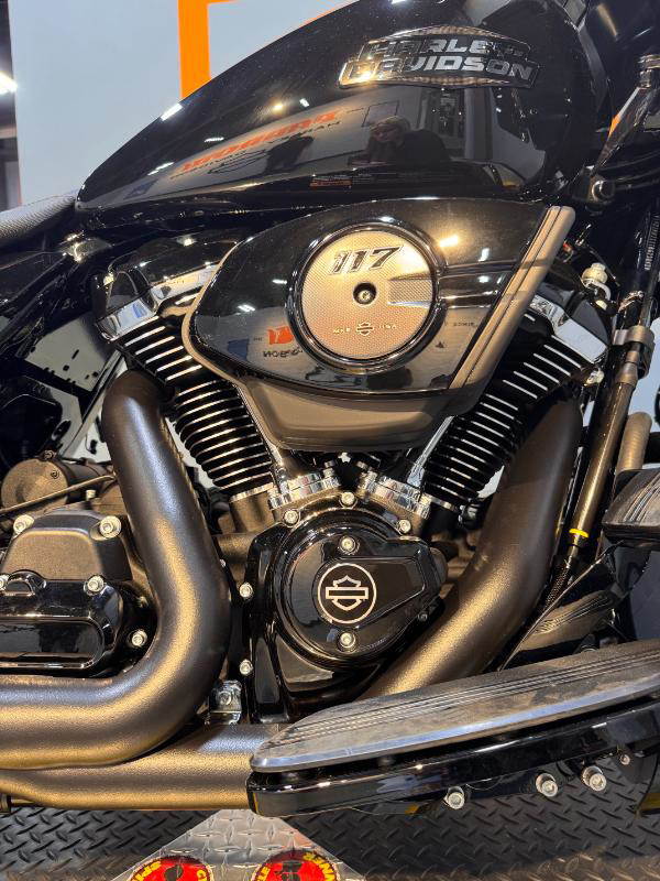 Road Glide®