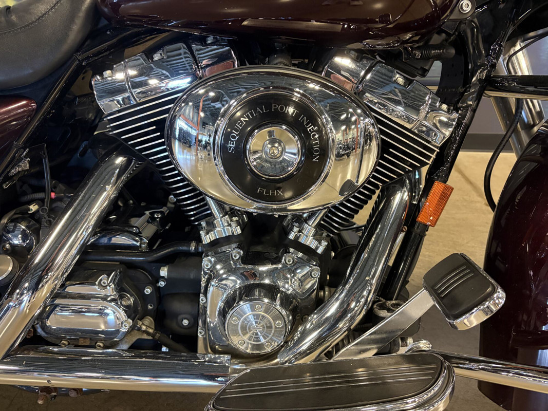 Street Glide®
