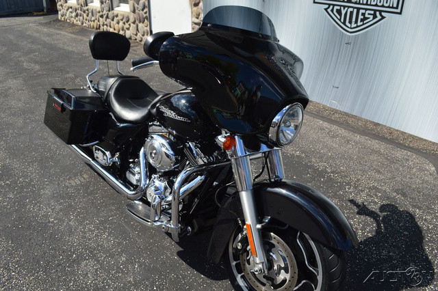Street Glide®