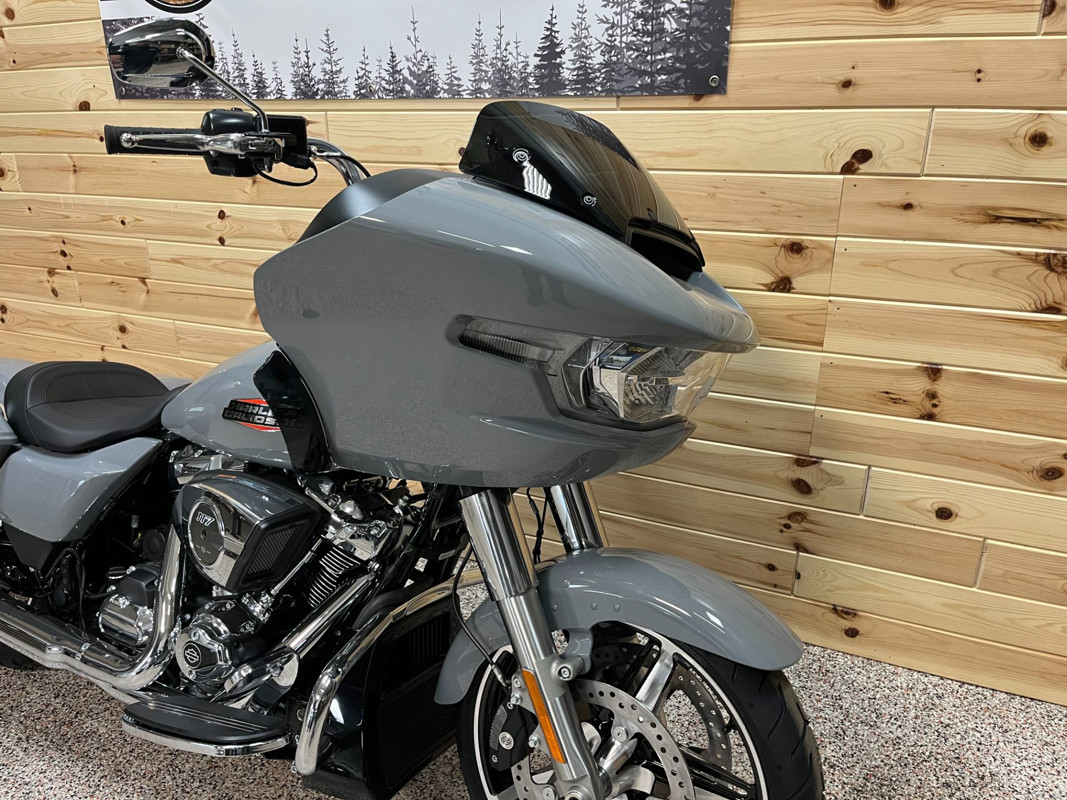 Road Glide®