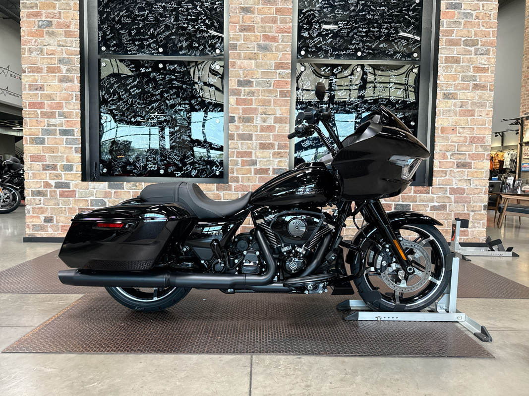 Road Glide®
