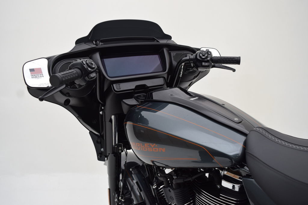 Street Glide®