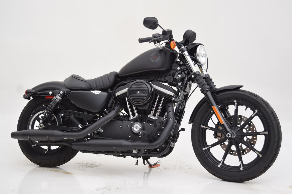 Iron 883®