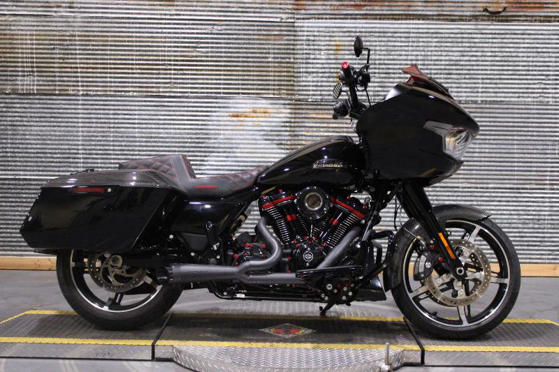 Road Glide®