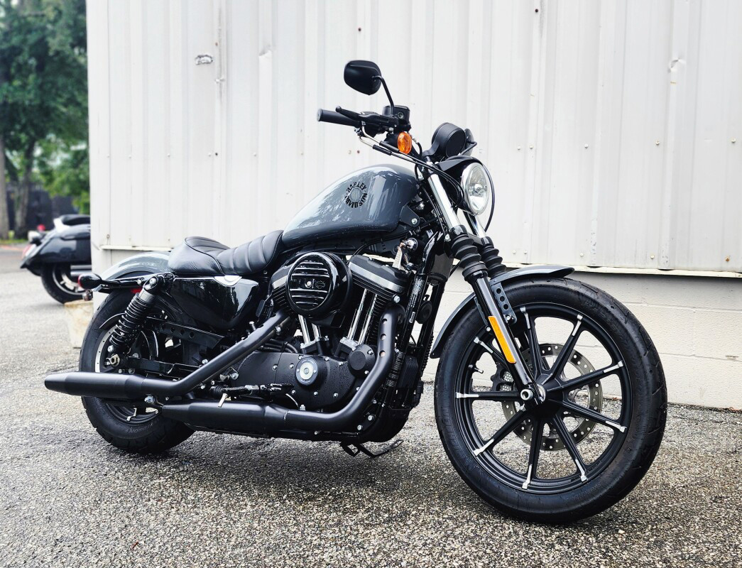 Iron 883®