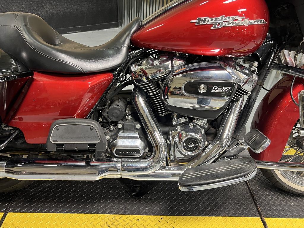 Street Glide®
