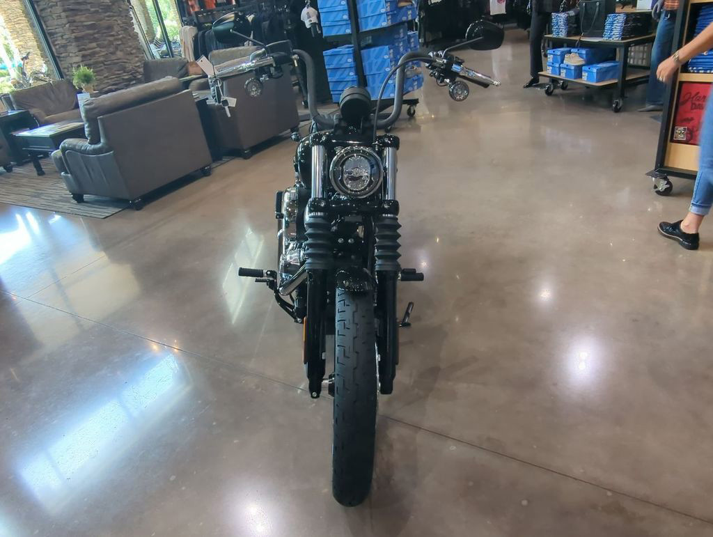 Street Bob®
