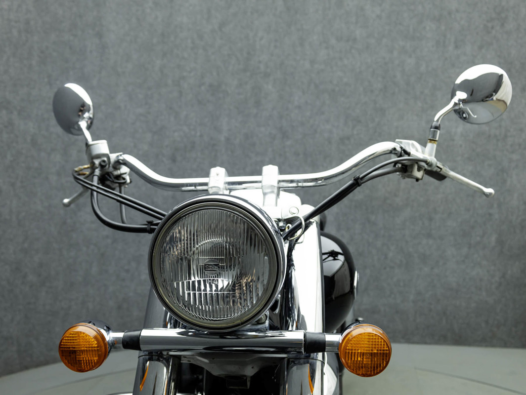 Shadow 750 ACE Deluxe