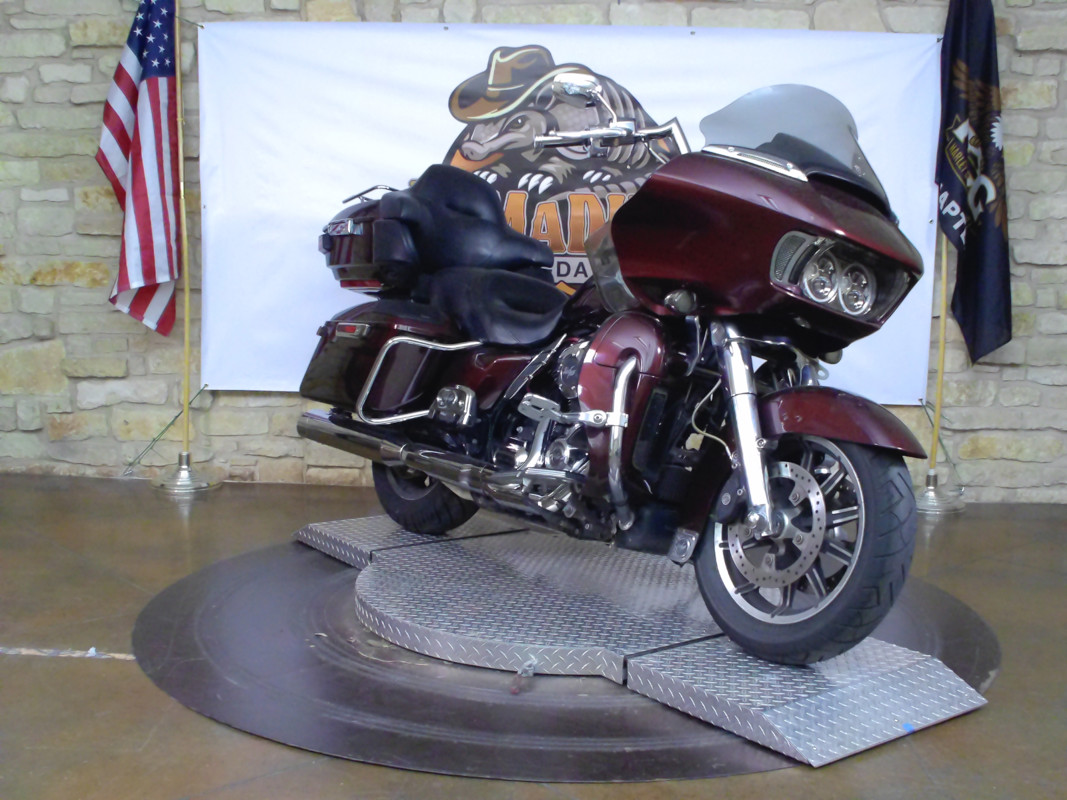 Road Glide® Ultra