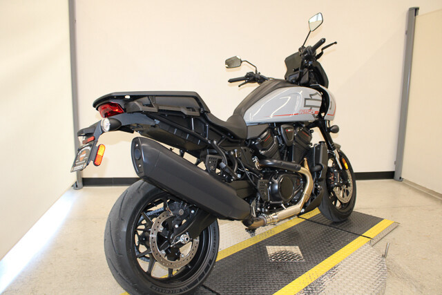 Pan America® 1250 ST