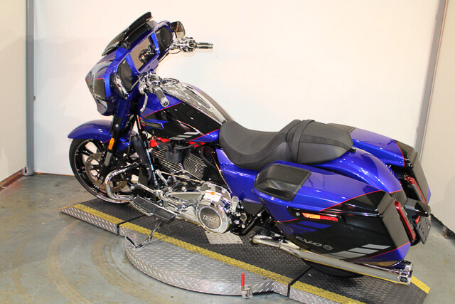 CVO® Street Glide®