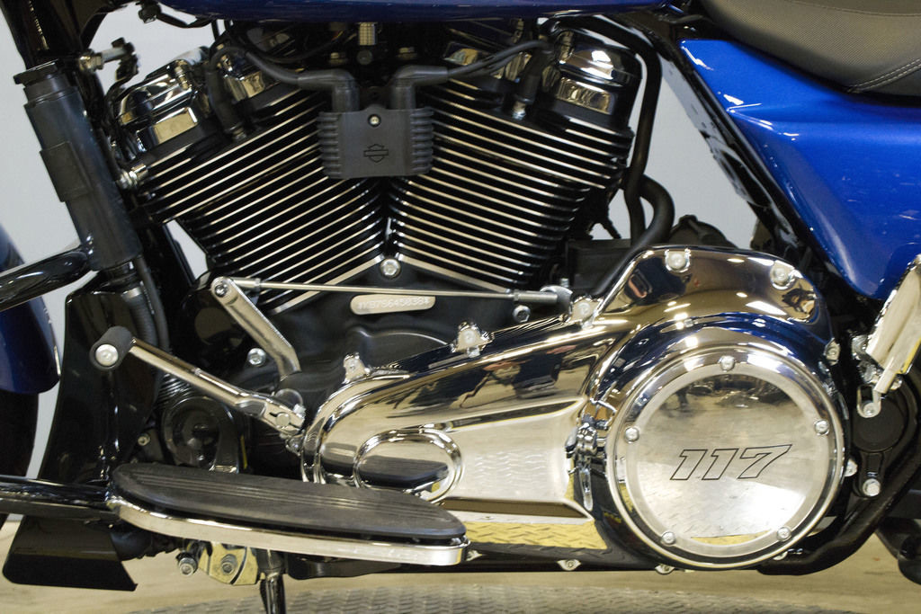Street Glide®