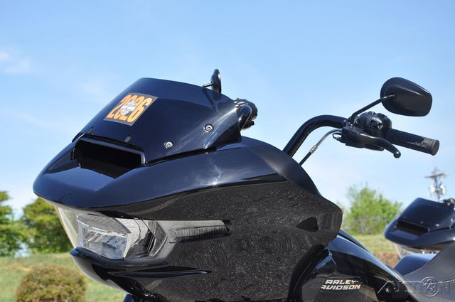 Road Glide®