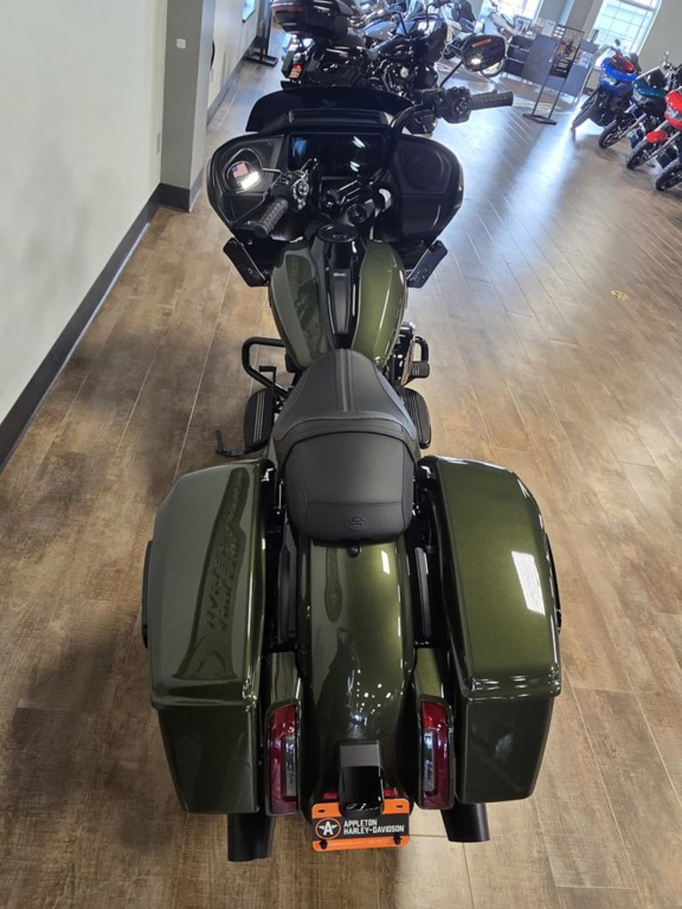 Road Glide®