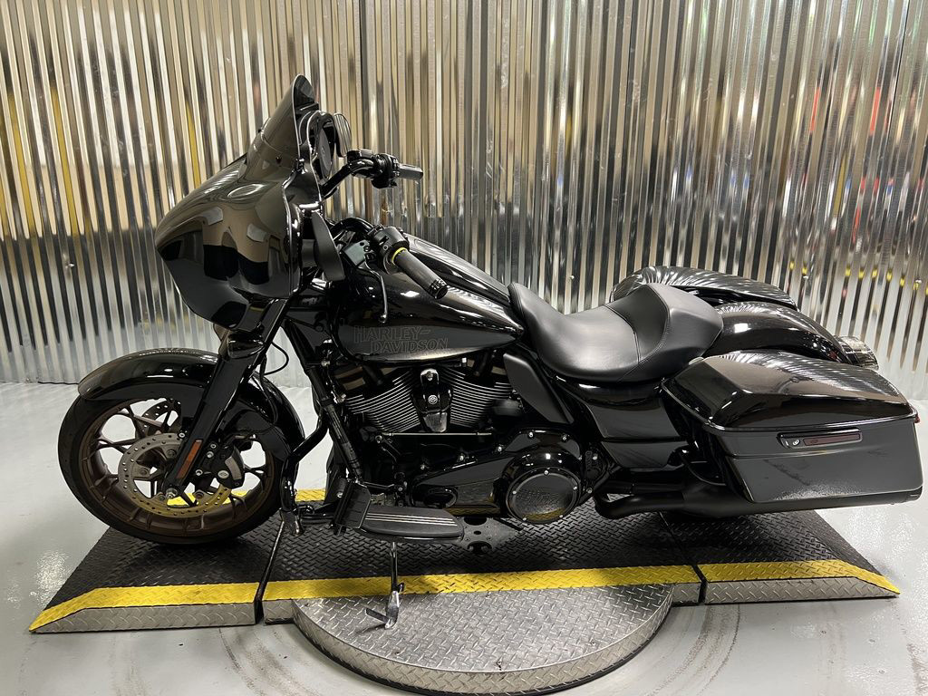 Street Glide® ST