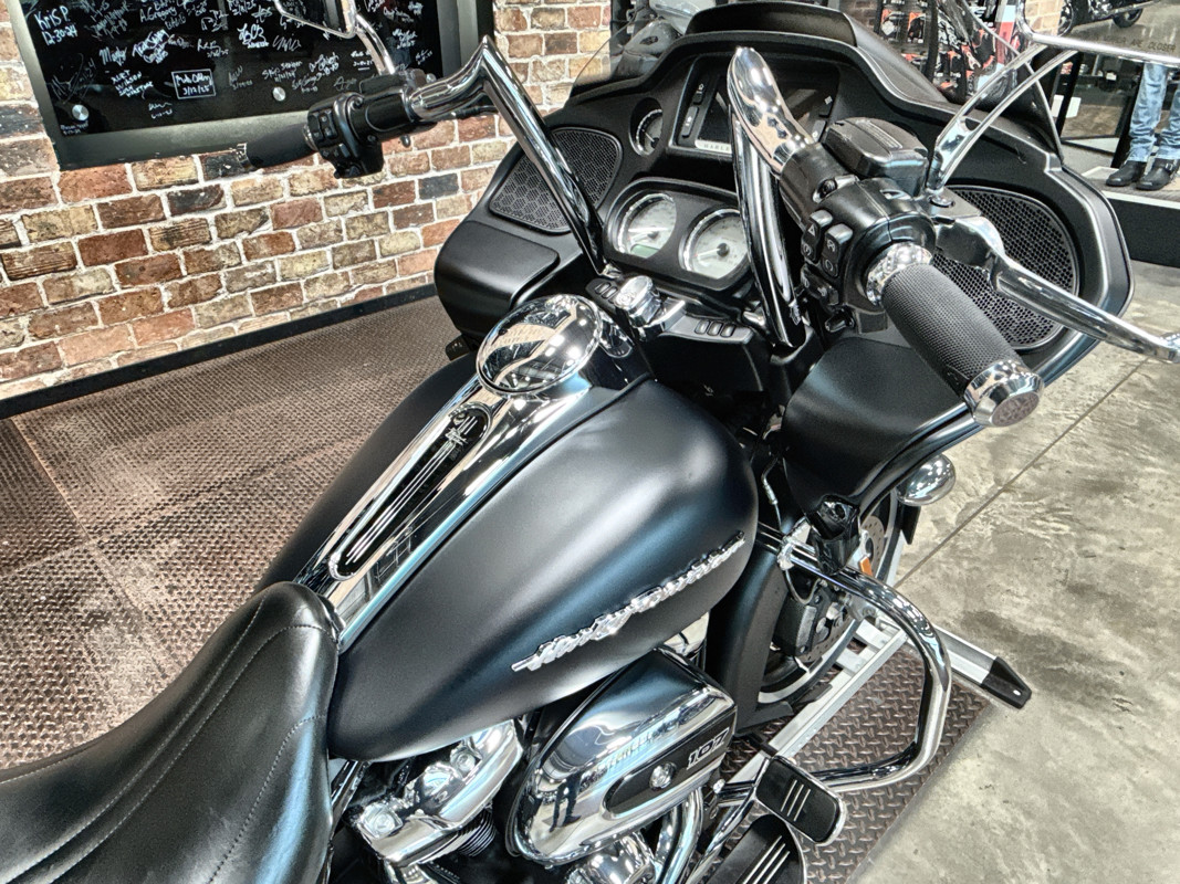 Road Glide®