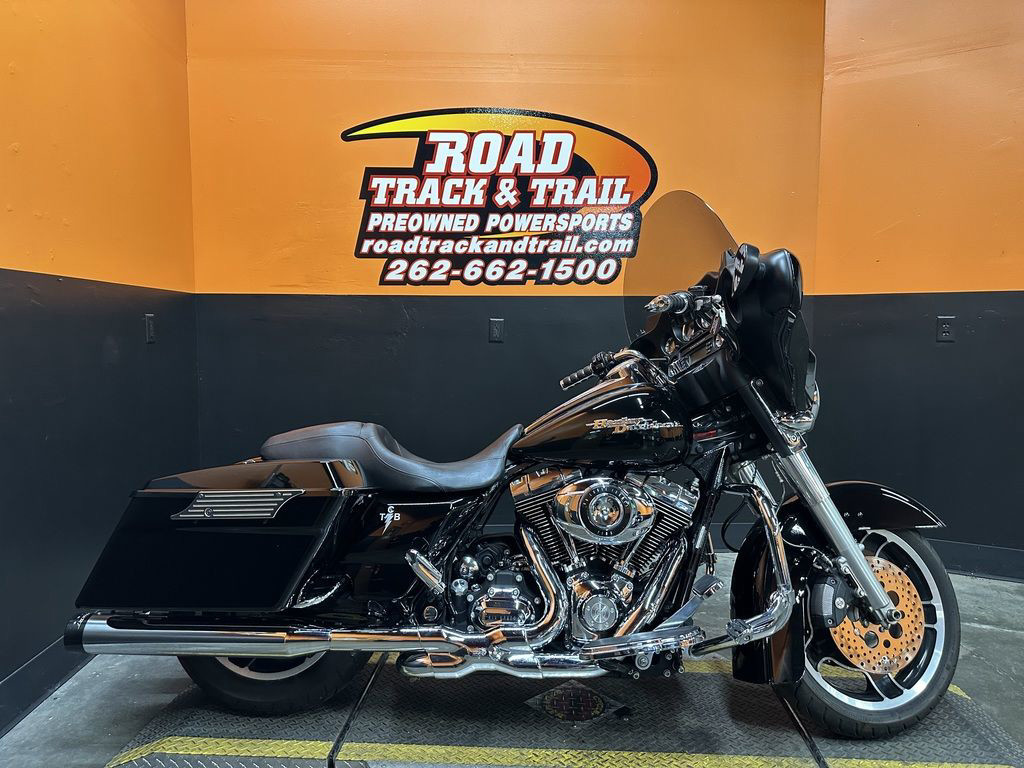 Street Glide®