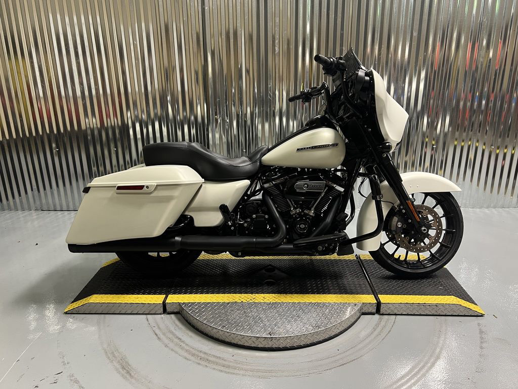 Street Glide® Special