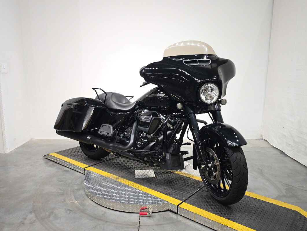 Street Glide® Special