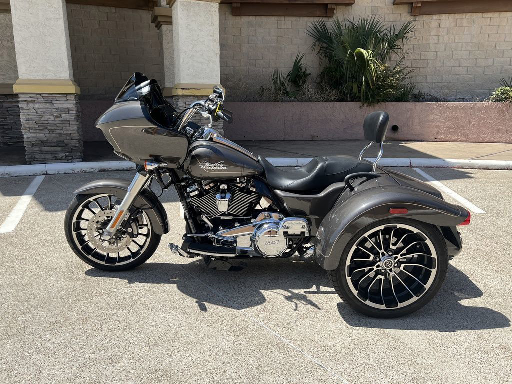 Road Glide® 3