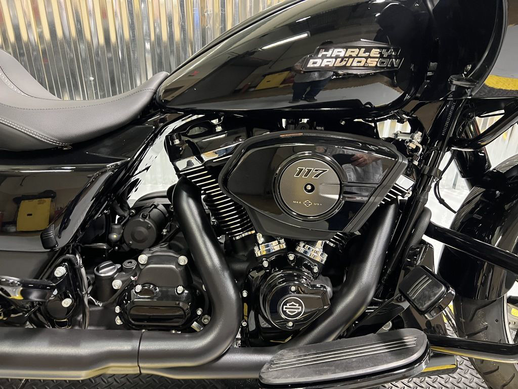 Road Glide®