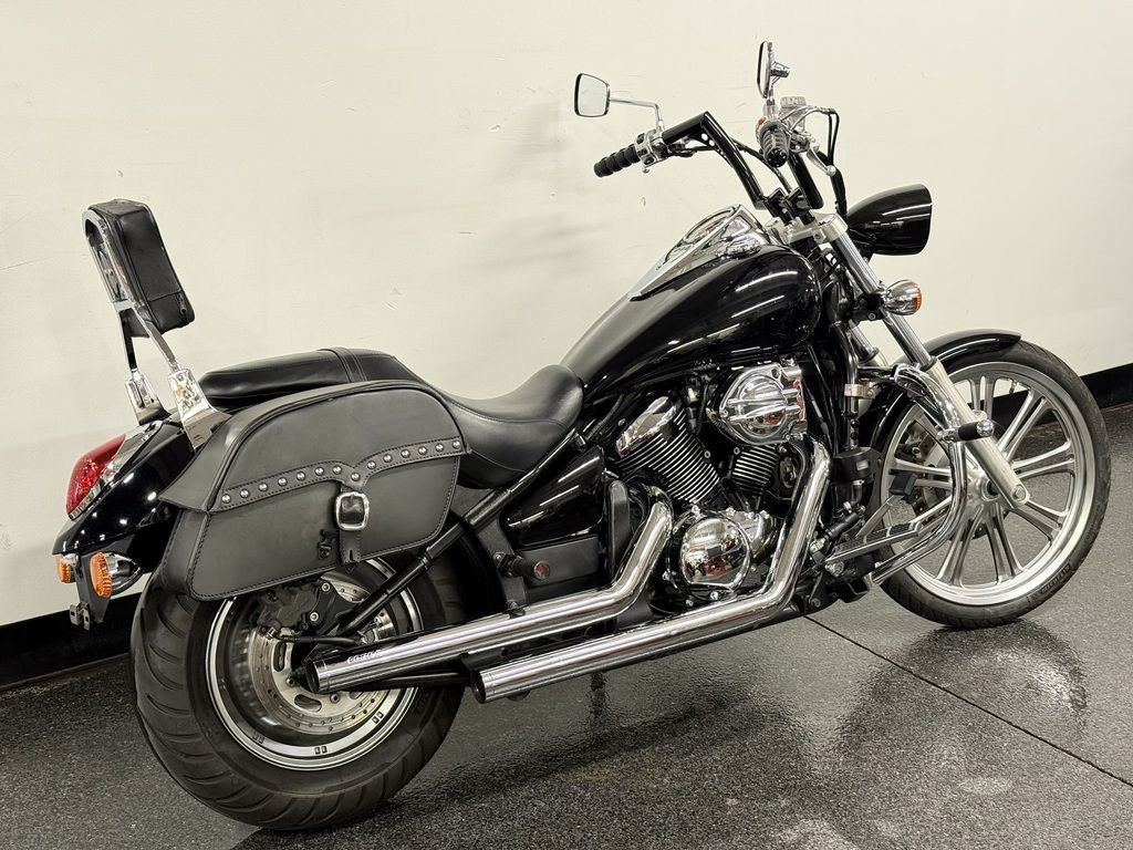 Vulcan 900 Custom