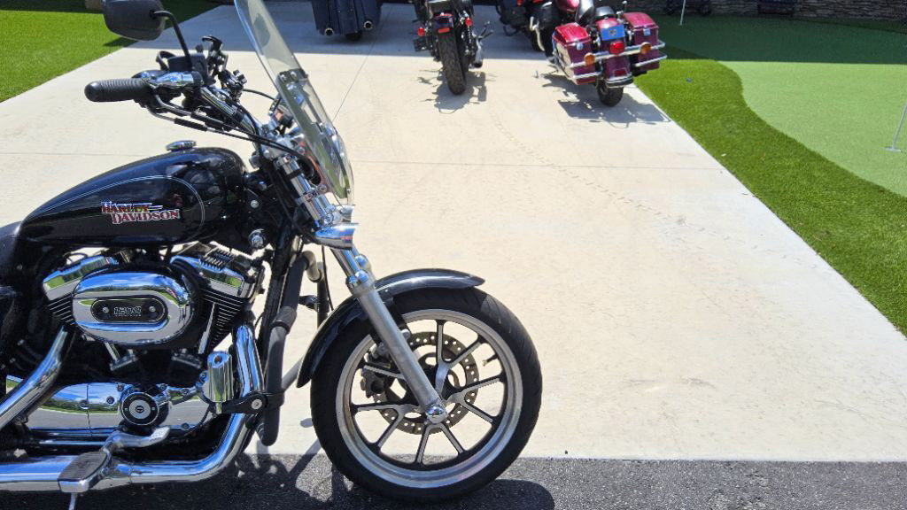 Sportster® SuperLow® 1200T