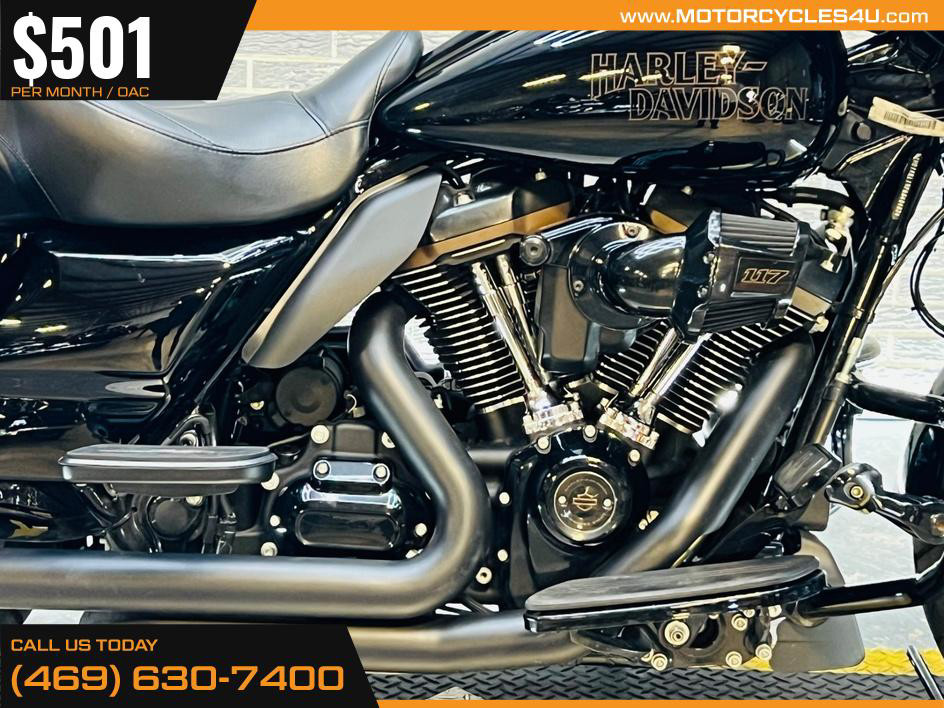 Street Glide® ST
