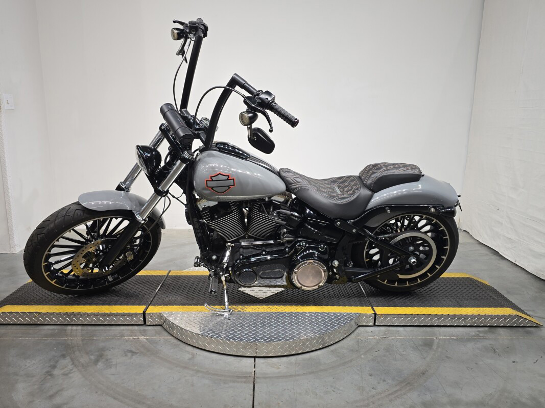 Softail® Breakout®