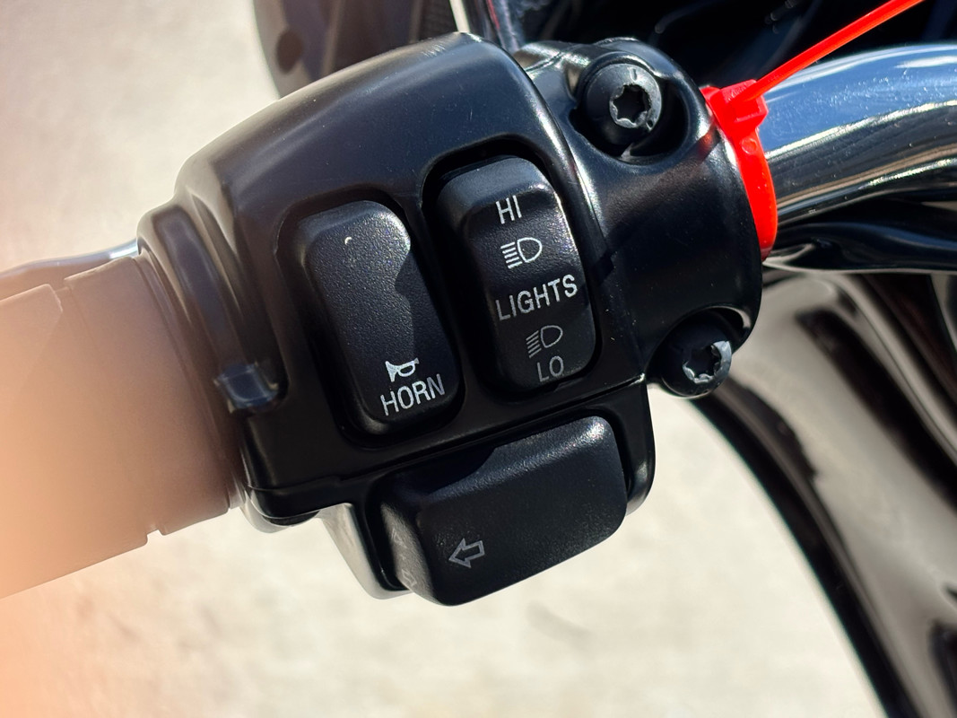 Dyna® Super Glide® Custom