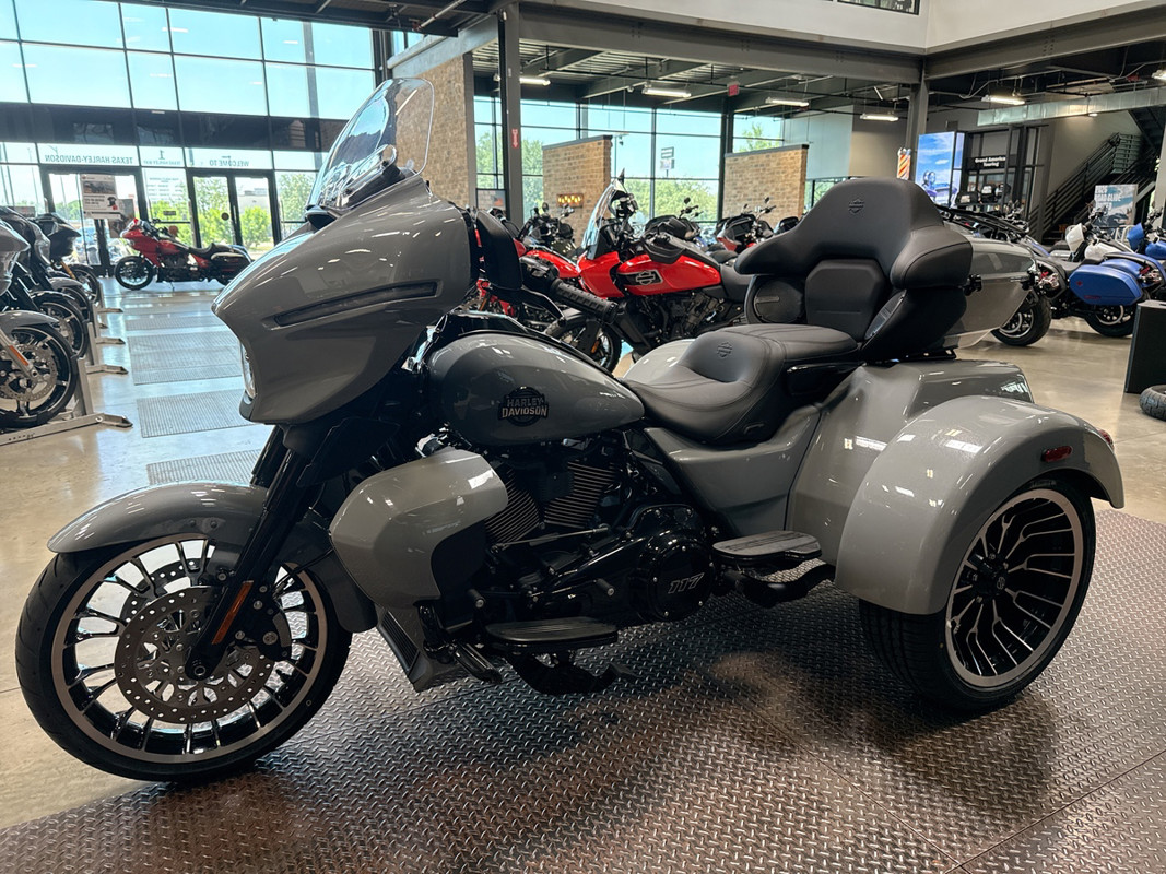 Street Glide® 3 Limited