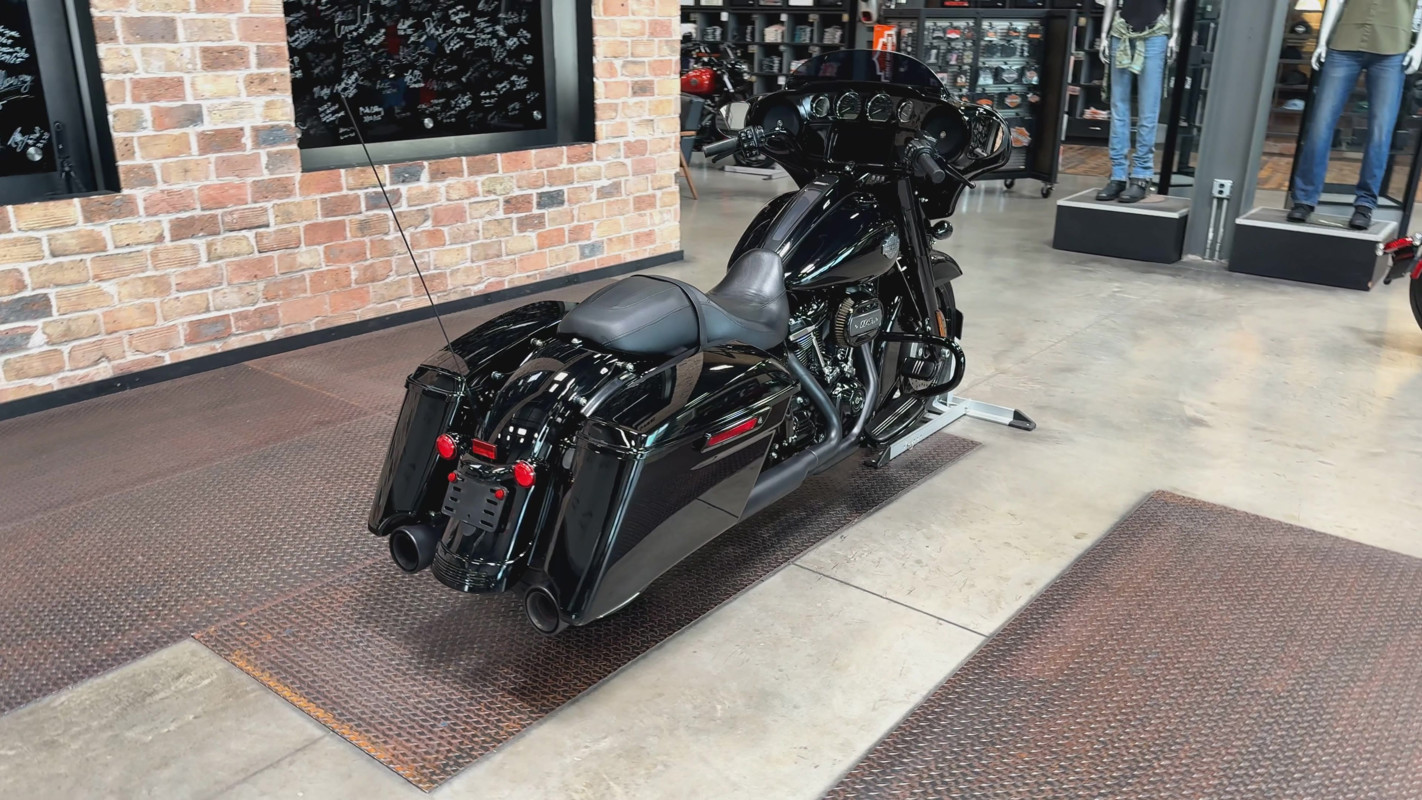 Street Glide® Special