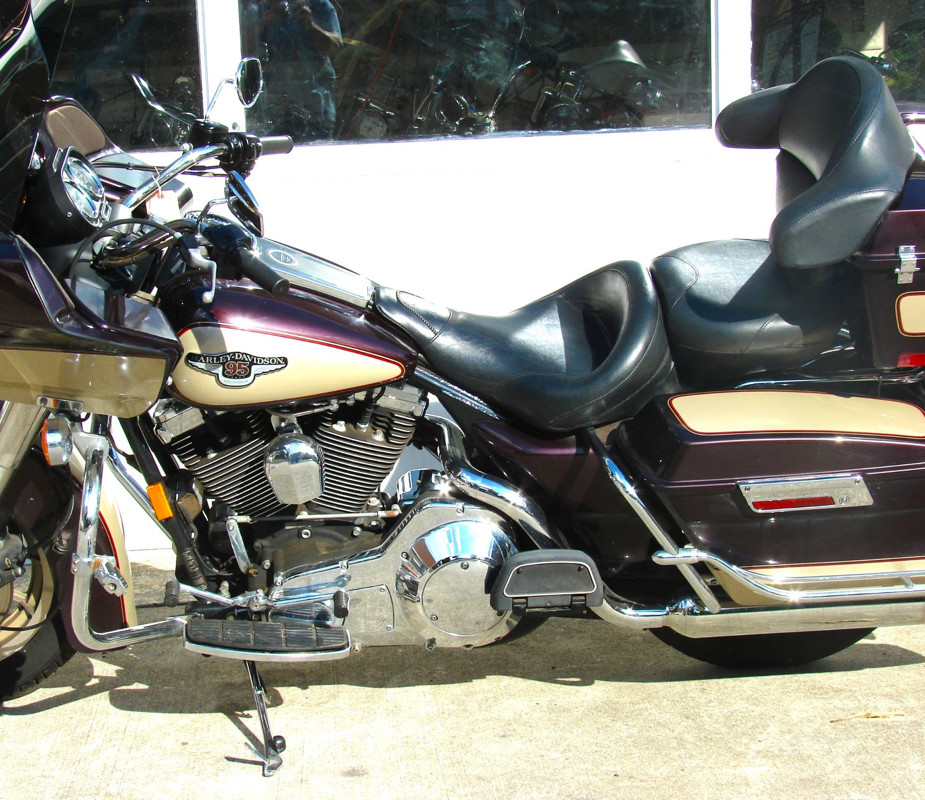 Road Glide®