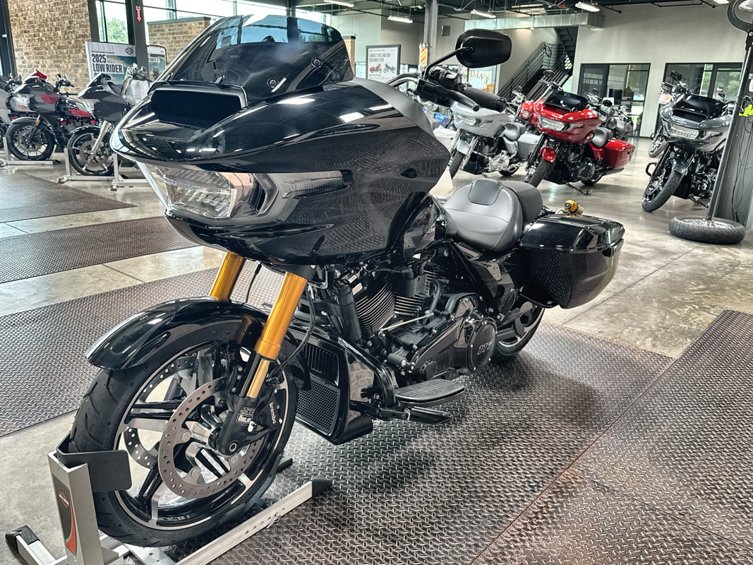 Road Glide®