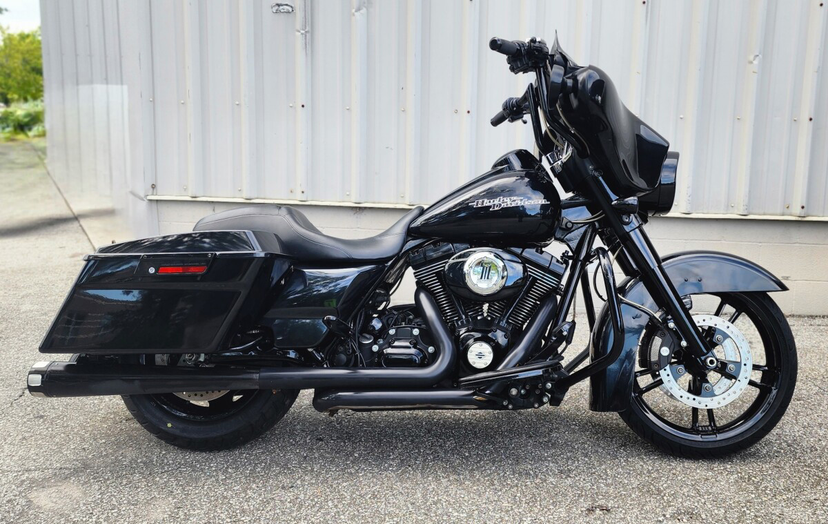 Street Glide®