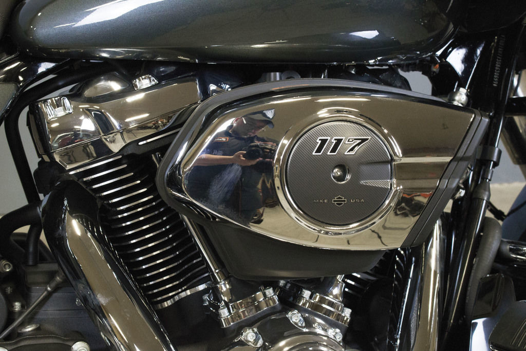 Road Glide®