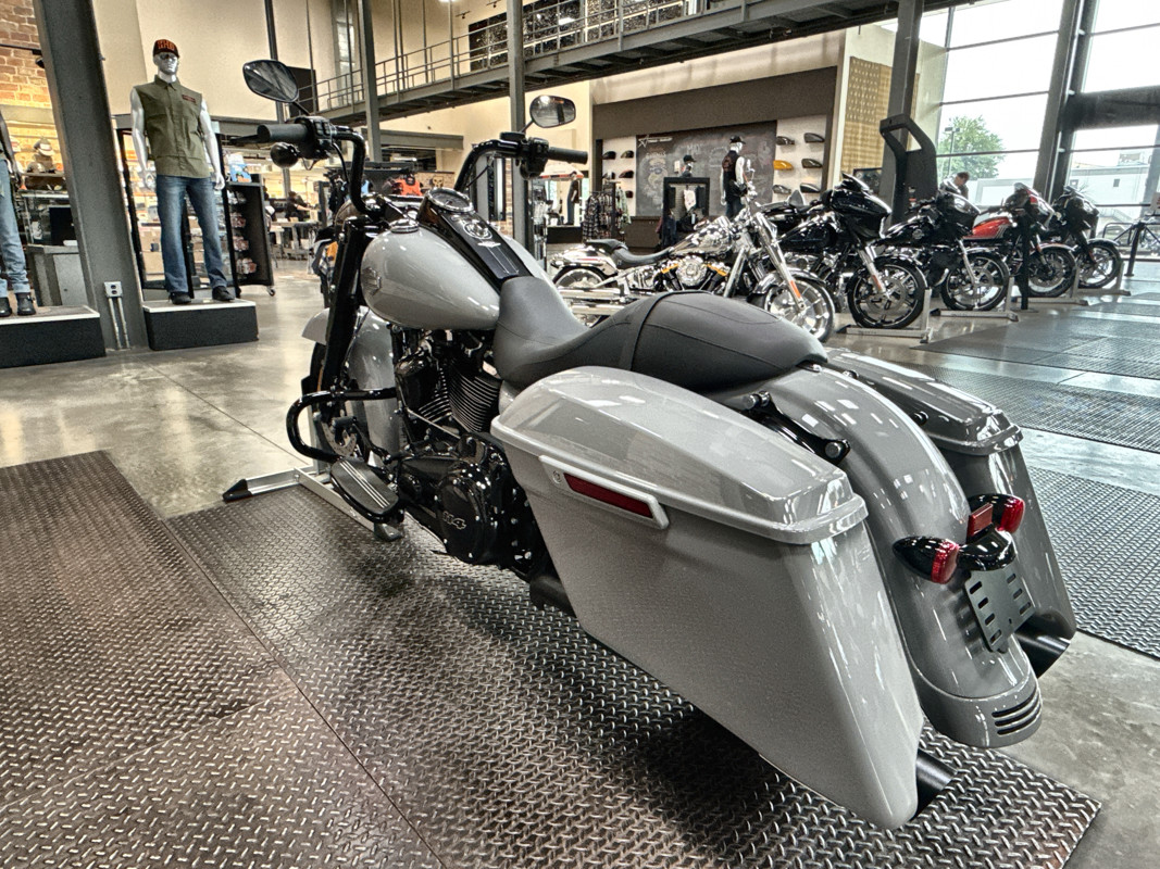 Road King® Special