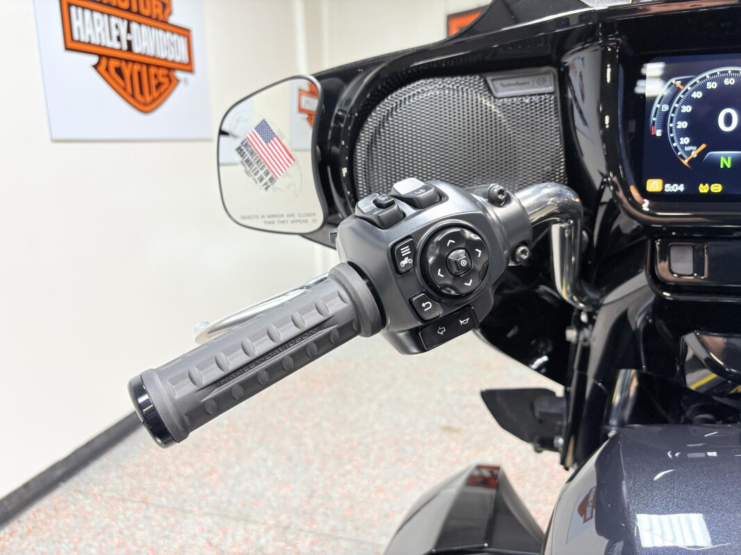 Street Glide® 3 Limited