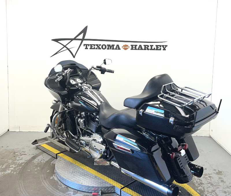 Road Glide®