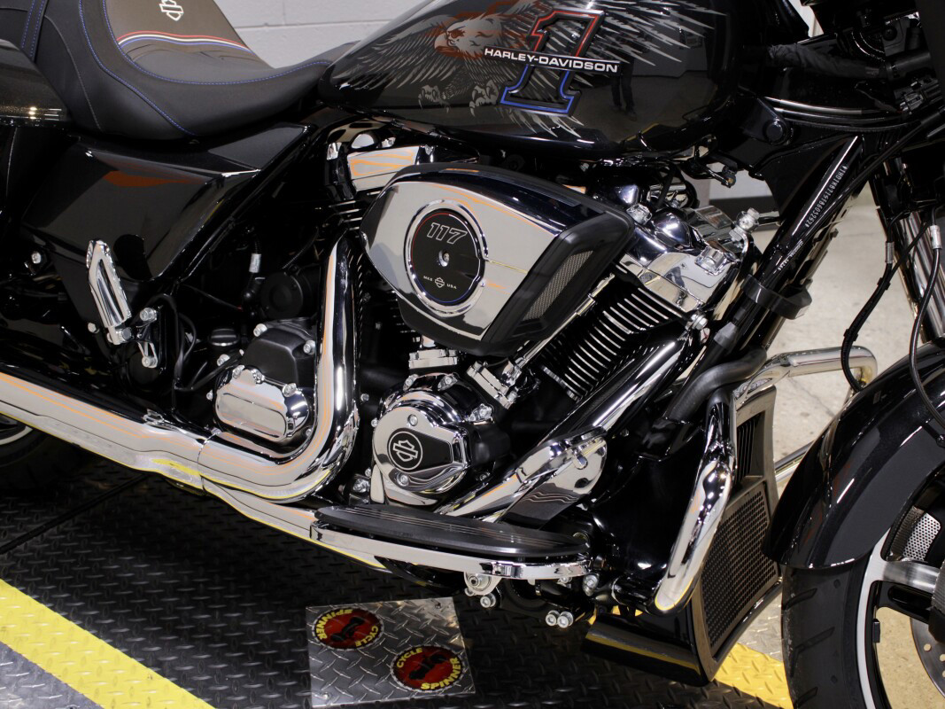 Street Glide®