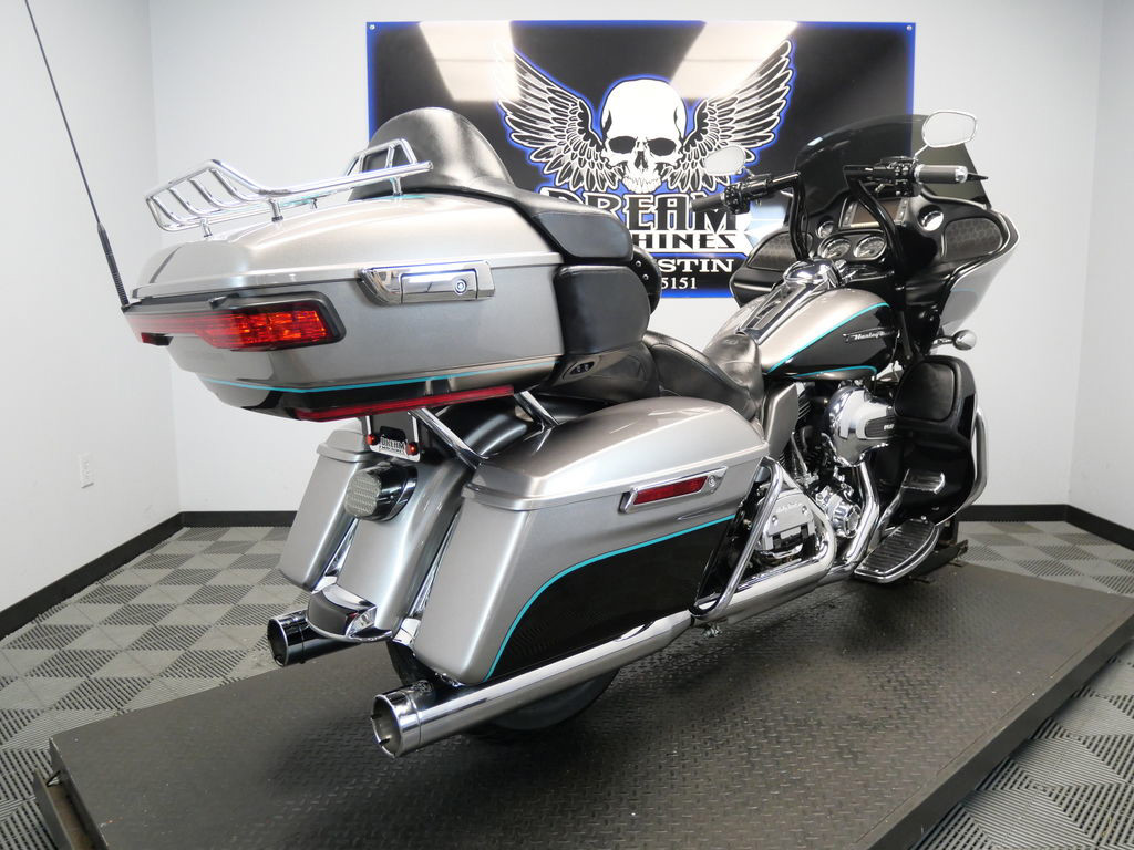 Road Glide® Ultra