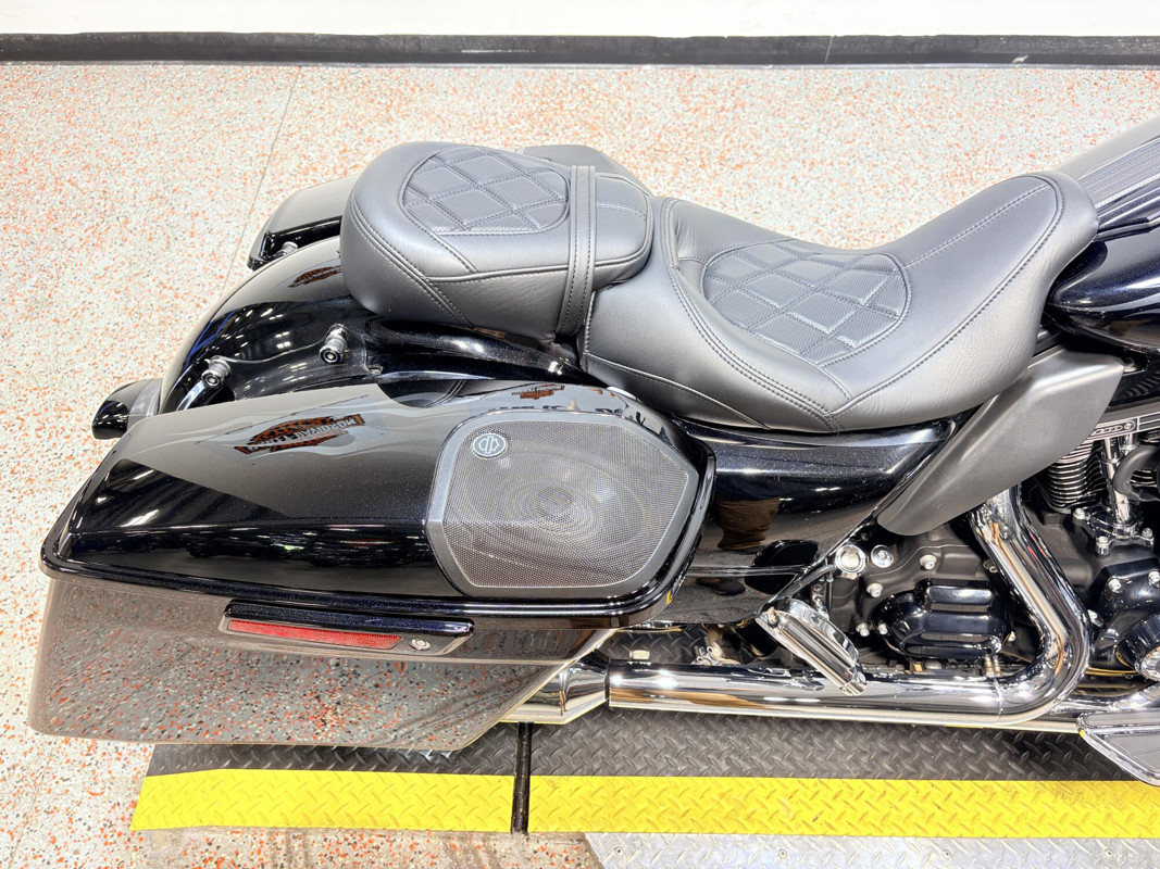 CVO® Street Glide®
